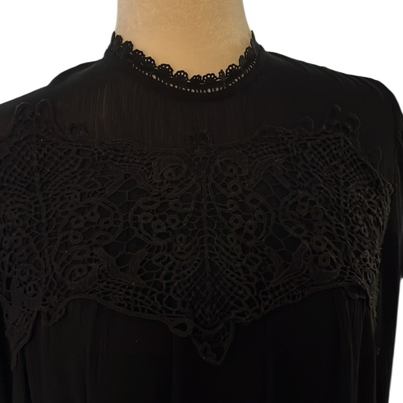 On the Road Black Lace Long Sleeve Midi Dress Size Medium - Picture 3 of 8